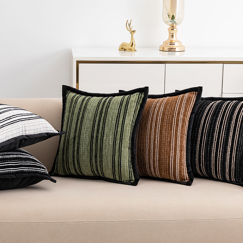 Stribet chenille pude deco pude